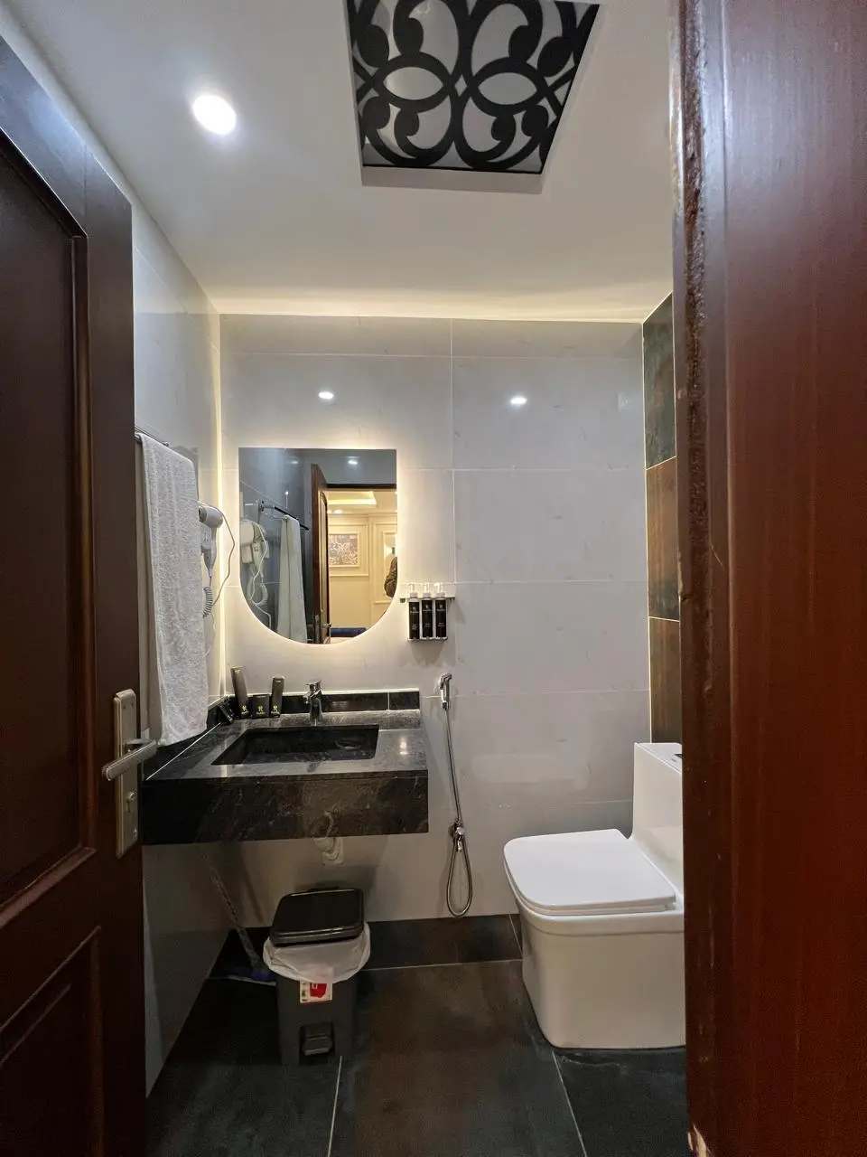 Deluxe suite 308 for family in Murree