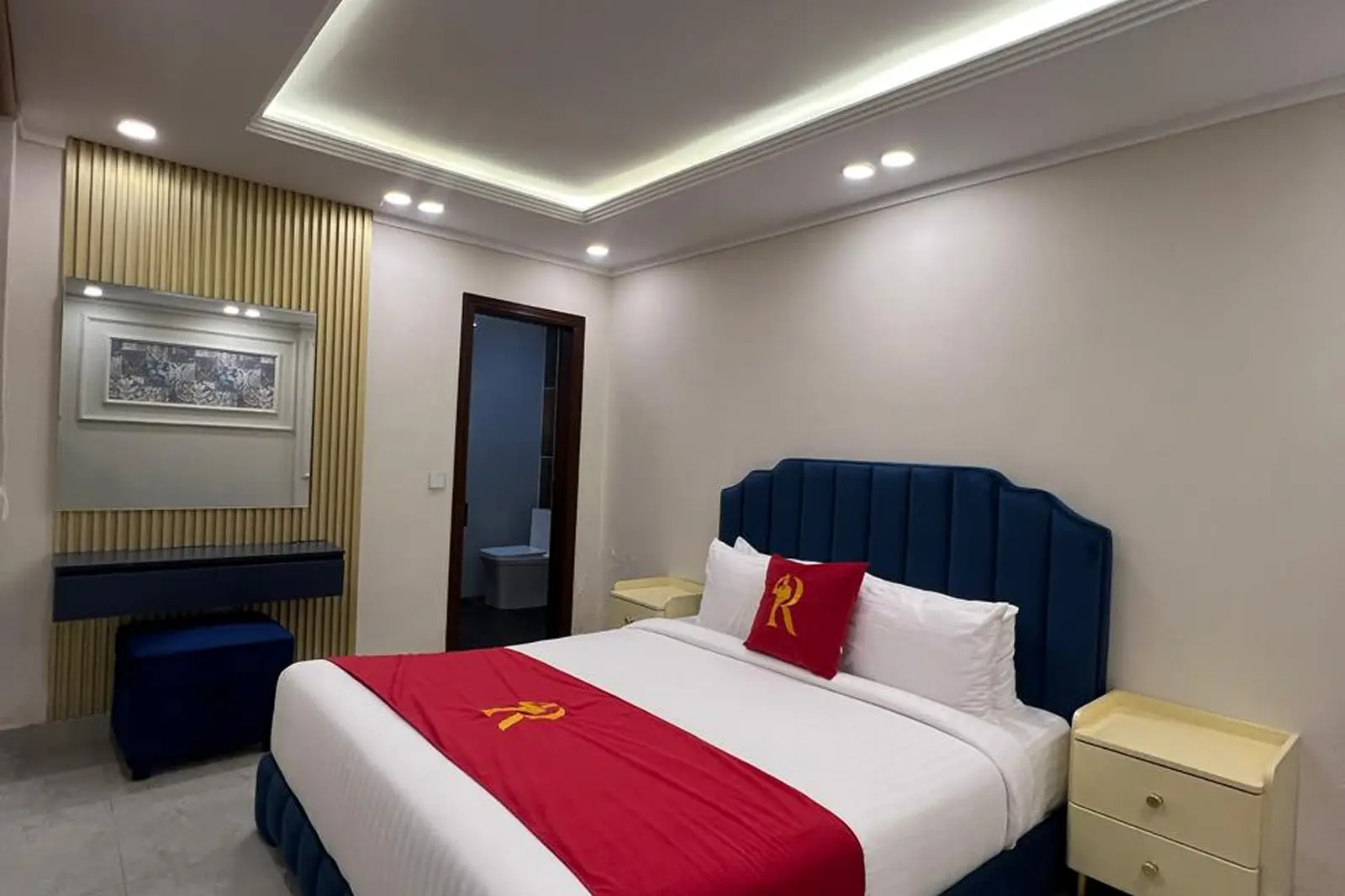 Deluxe suite 308 for family in Murree